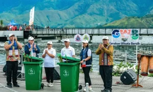 Gerakan Wisata Bersih di Danau Toba, Komitmen Wujudkan Pariwisata Berkualitas
