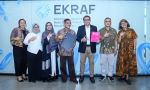 Menteri Ekraf Apresiasi Buku ‘Mode Indonesia’ Perkuat Karya Desainer Tanah Air Perkuat Karya1